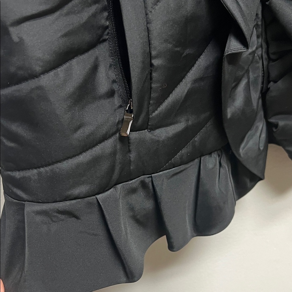 For Cynthia Black Ruffled Vest - Picture 7 of 10